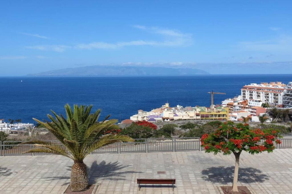 Luxury House With 3 Bedrooms, Sea Wiew And Swimming Pool In A Quiet Residence 푸에르토 데 산티아고 외부 사진
