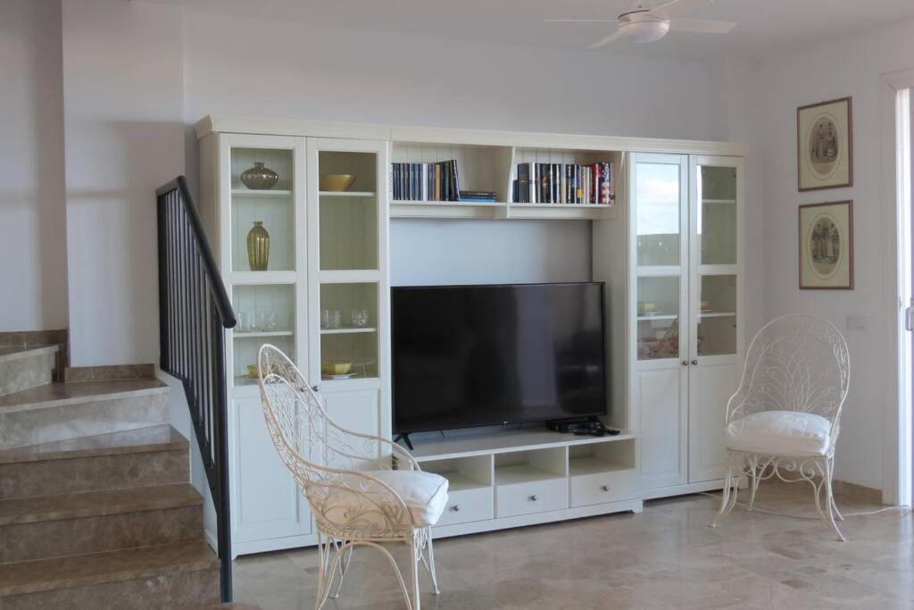 Luxury House With 3 Bedrooms, Sea Wiew And Swimming Pool In A Quiet Residence 푸에르토 데 산티아고 외부 사진