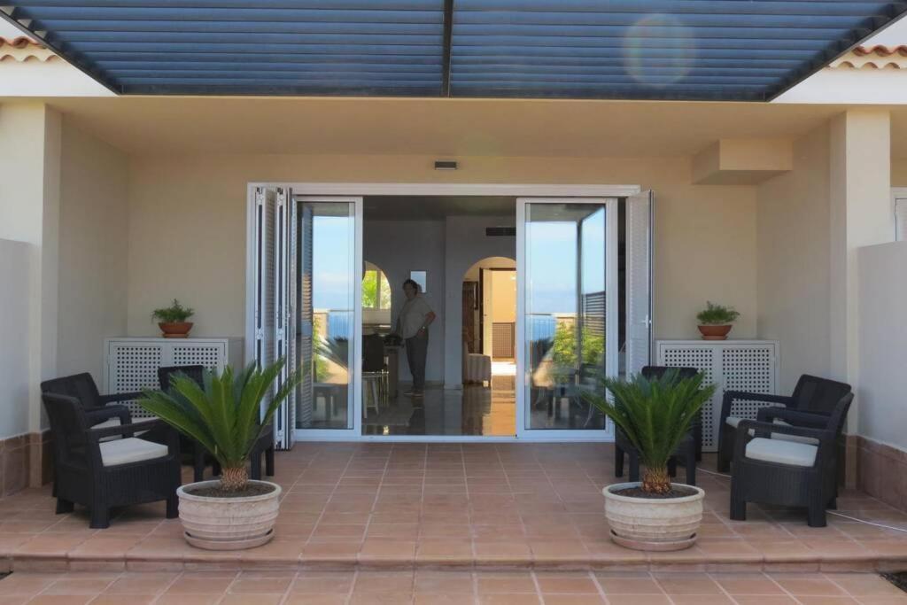 Luxury House With 3 Bedrooms, Sea Wiew And Swimming Pool In A Quiet Residence 푸에르토 데 산티아고 외부 사진
